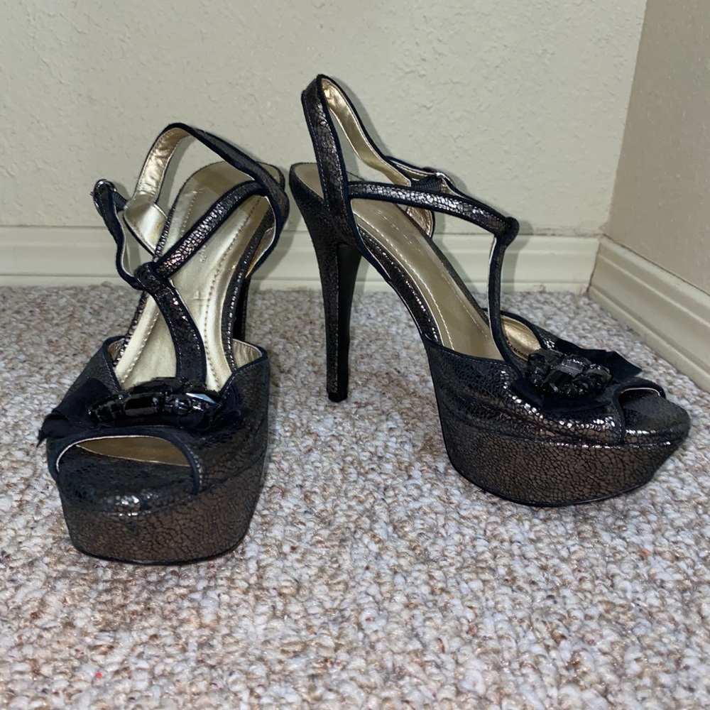 BCBG heels